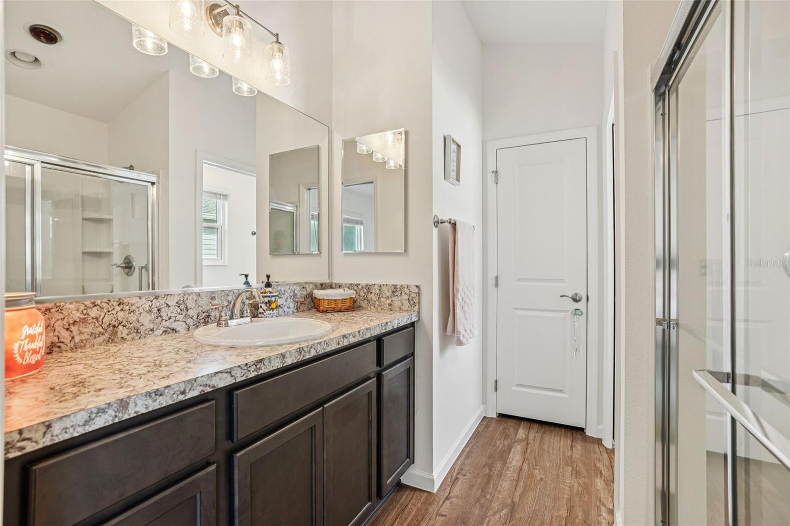 Image 28 of 39 For 2282 Sheehan Street