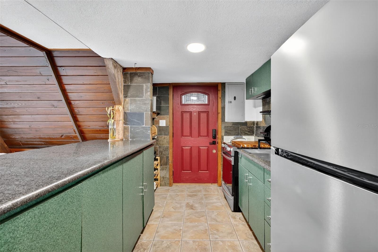 Image 11 of 57 For 11400 185th Terrace