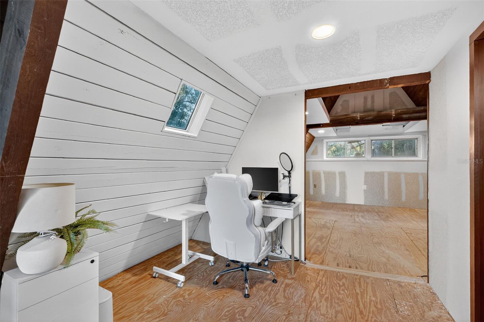 Image 25 of 57 For 11400 185th Terrace