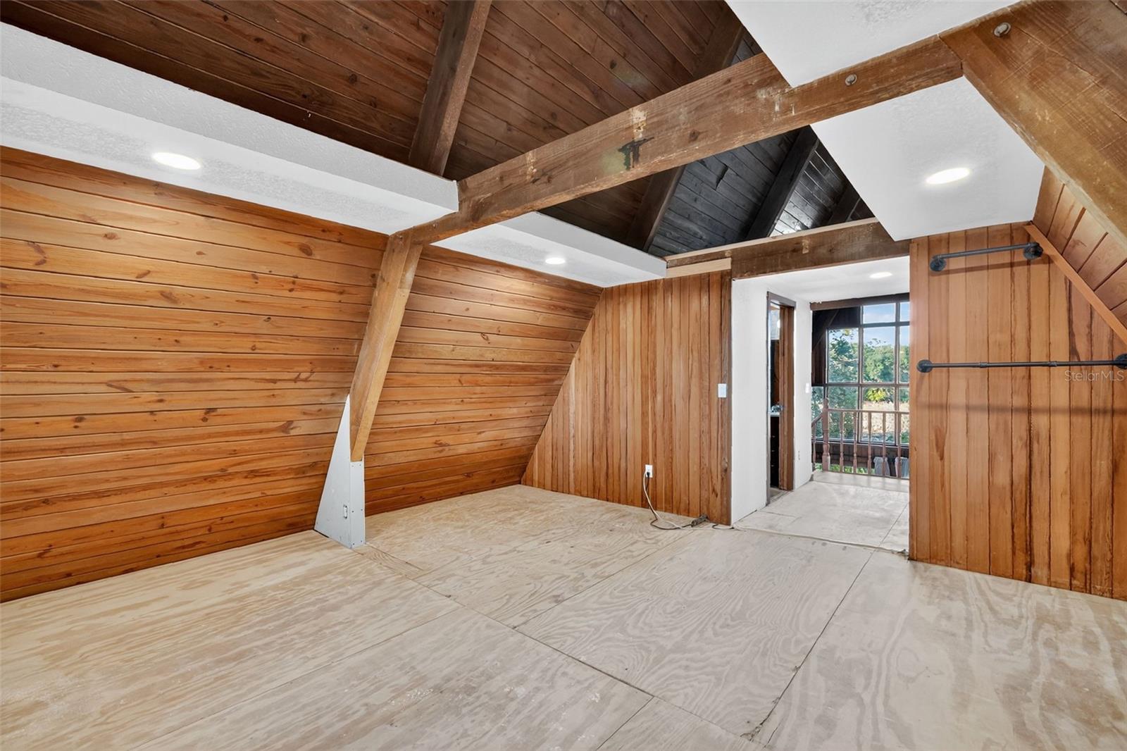 Image 27 of 57 For 11400 185th Terrace