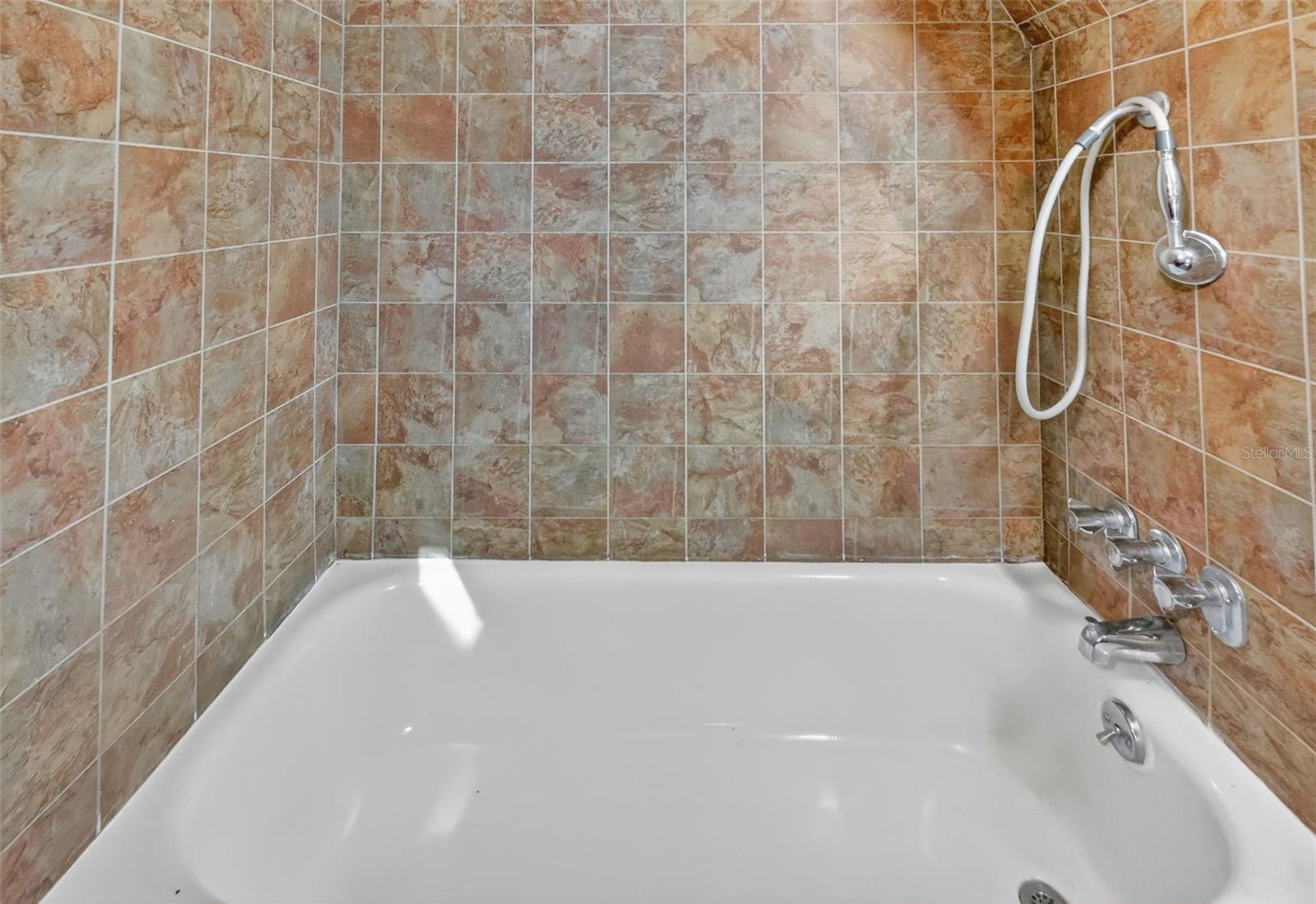 Image 29 of 57 For 11400 185th Terrace