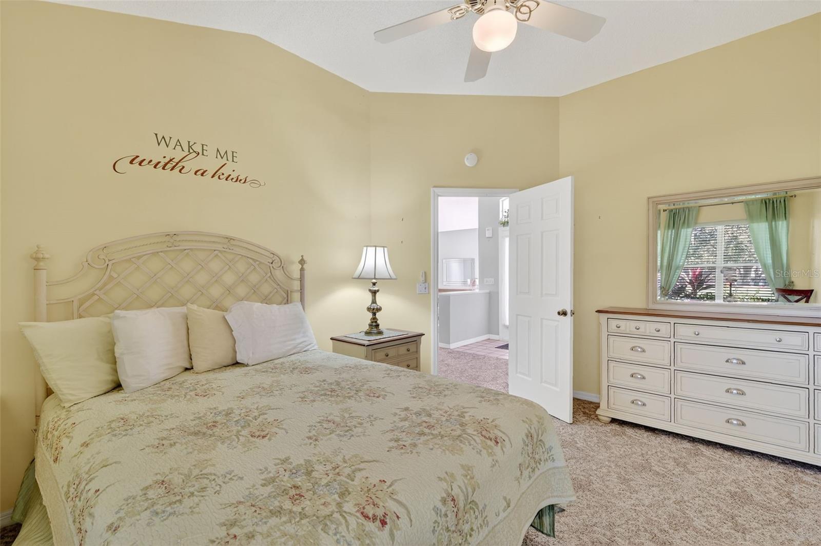 Image 14 of 25 For 931 Oleander Street