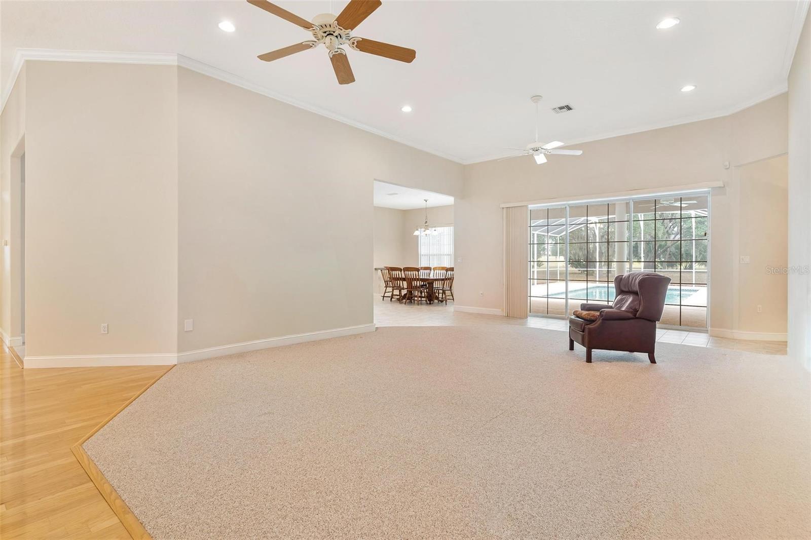 Image 7 of 57 For 38218 Sabal Way