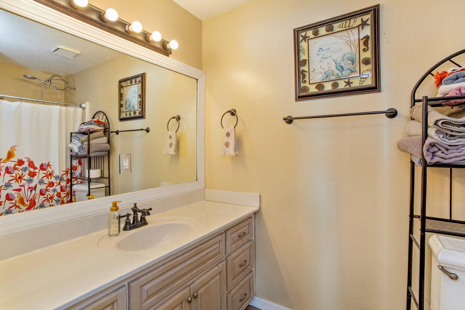 Image 13 of 27 For 1421 16th Street