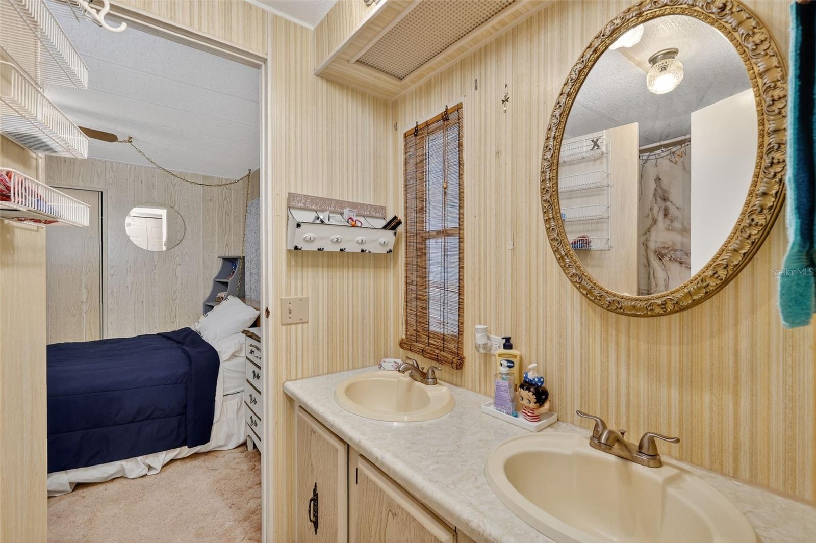 Image 15 of 29 For 11600 Magnolia Avenue