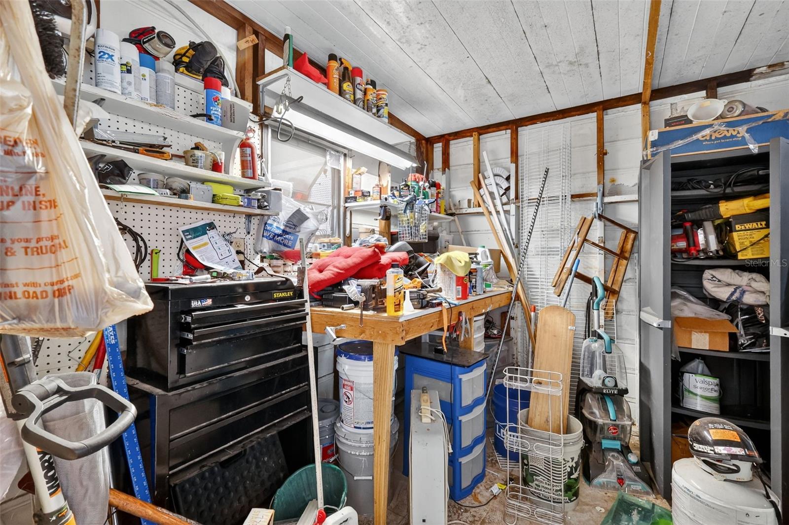 Image 22 of 29 For 11600 Magnolia Avenue