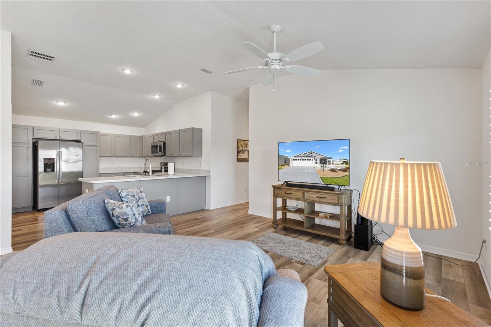 Image 10 of 36 For 2865 Judah Street