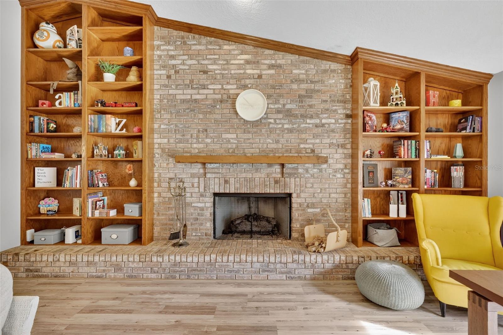 Image 10 of 36 For 14823 Green Valley Boulevard