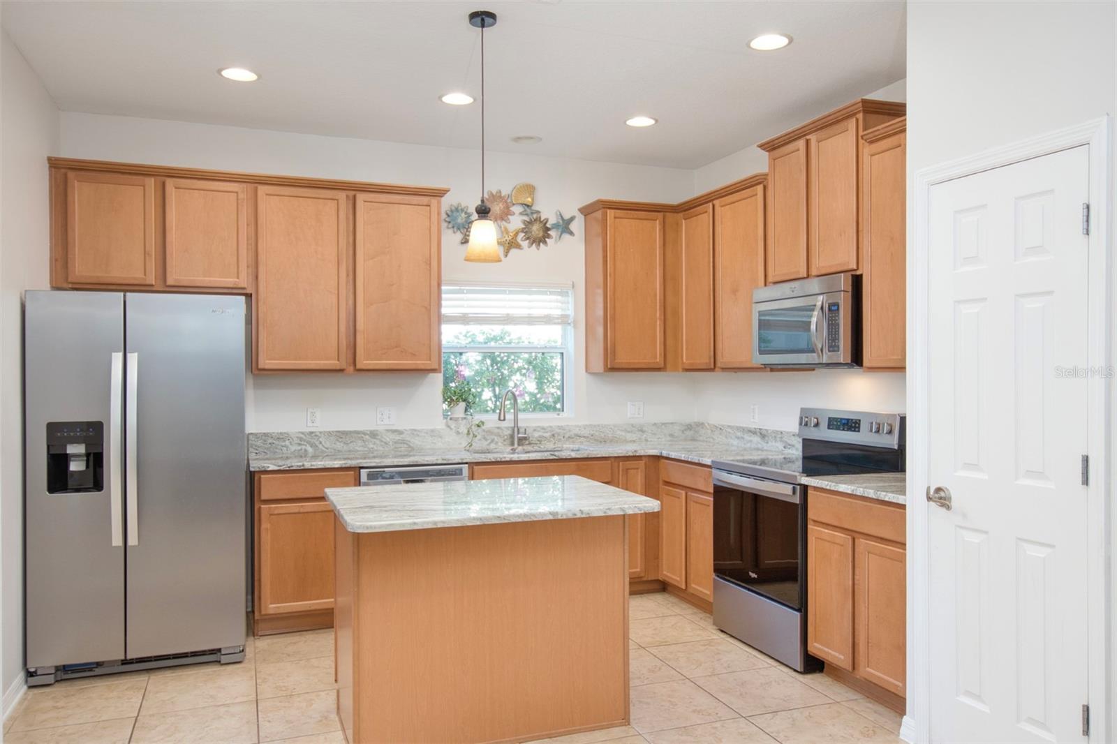 Image 4 of 48 For 606 Lake Talquin Way