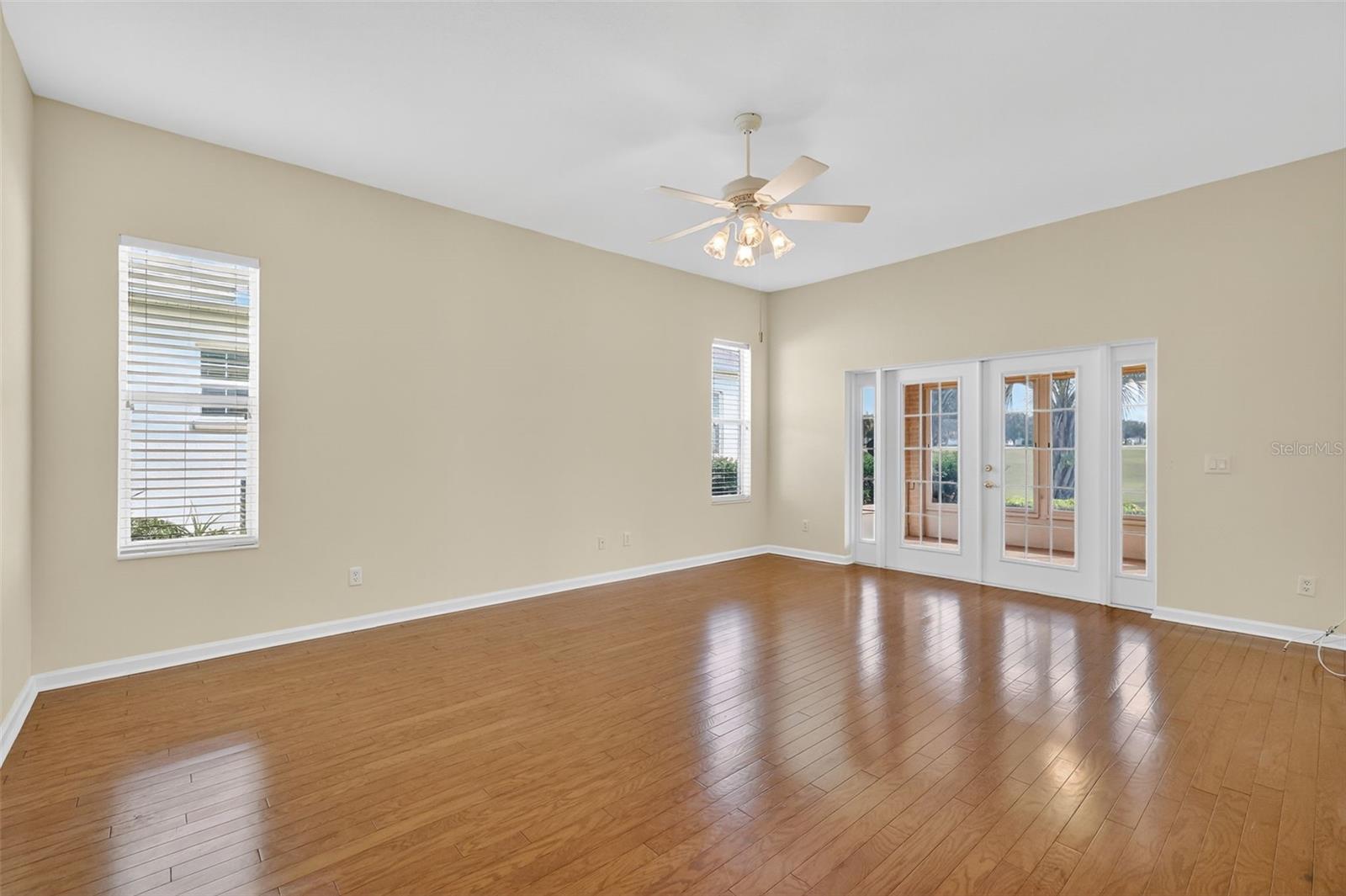 Image 21 of 36 For 5858 27th Place