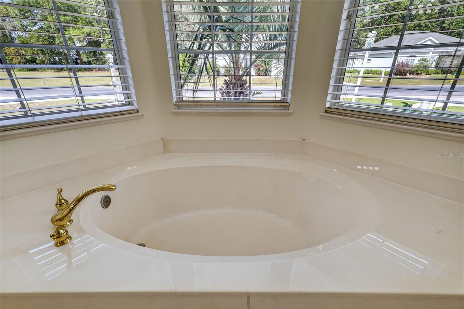 Image 25 of 36 For 5858 27th Place