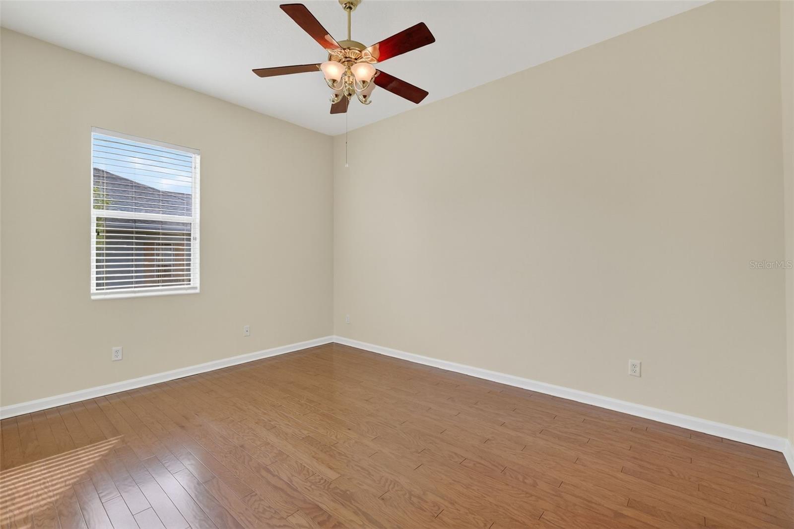 Image 28 of 36 For 5858 27th Place