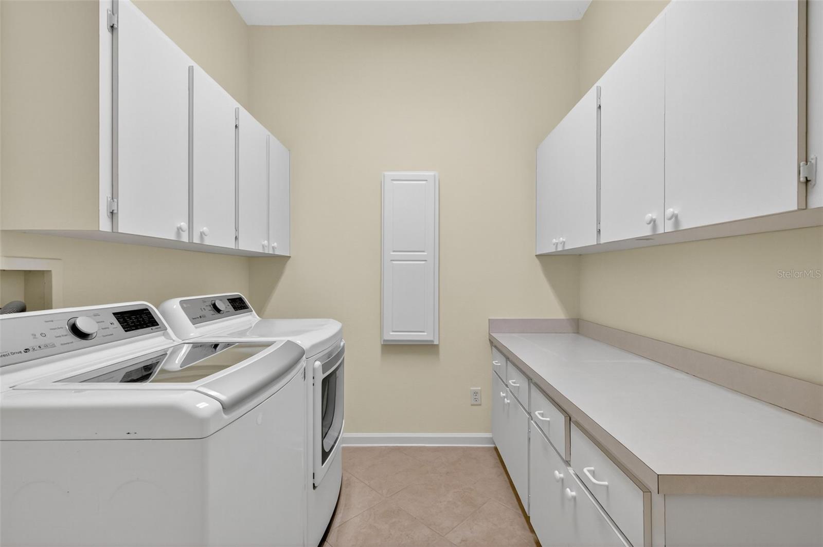 Image 34 of 36 For 5858 27th Place