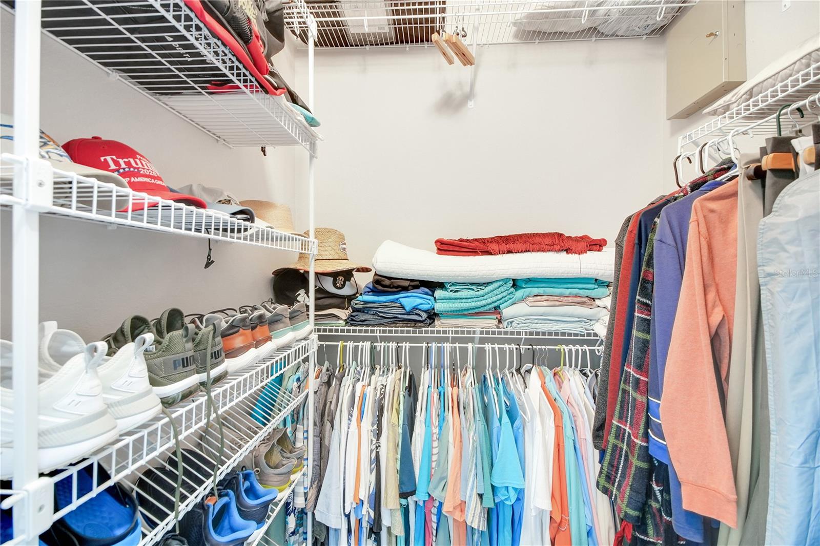 Image 14 of 47 For 4560 Highcrest View