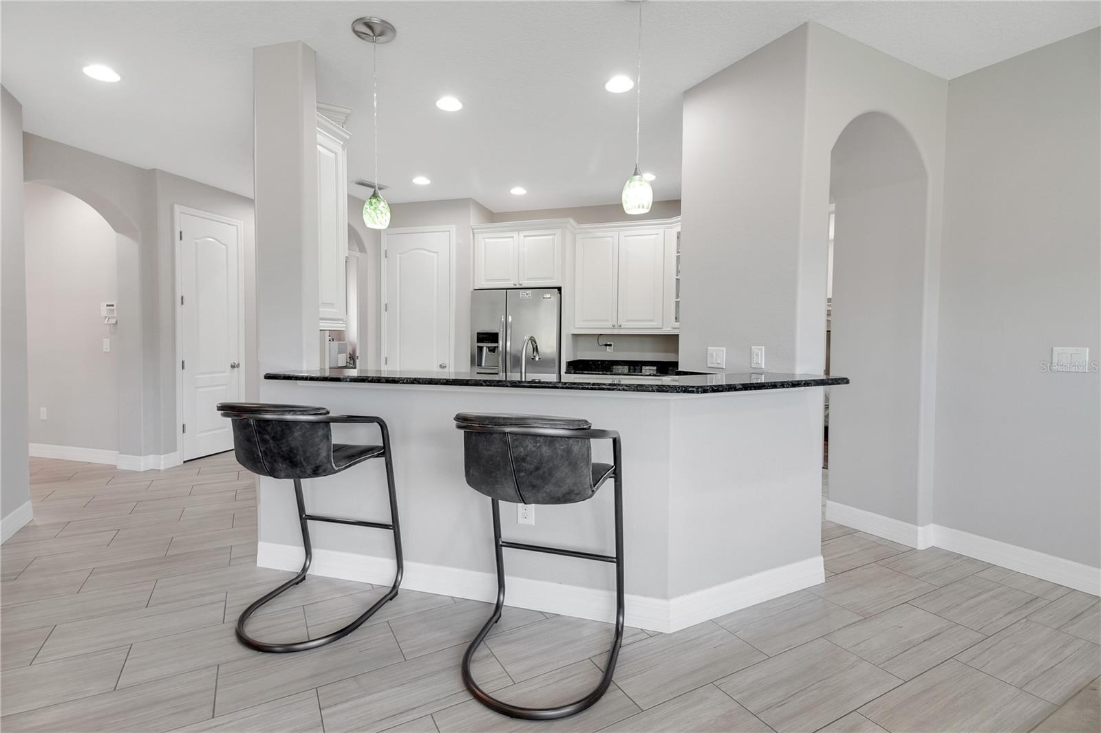 Image 22 of 47 For 4560 Highcrest View