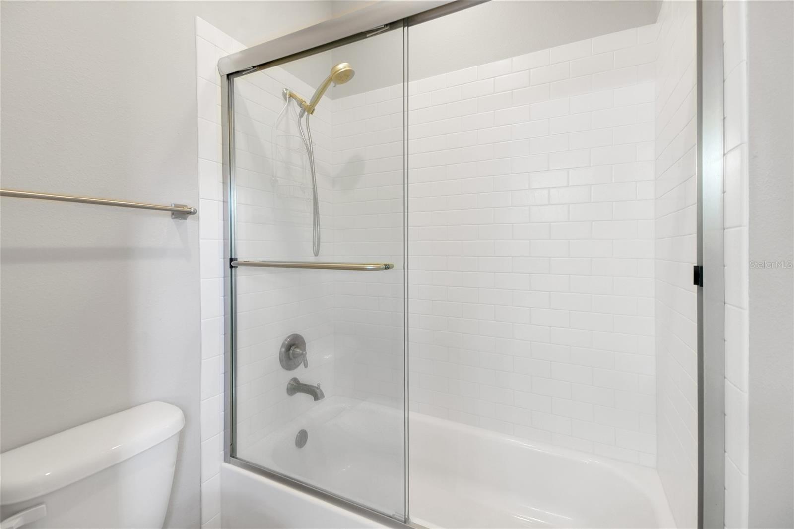 Image 27 of 47 For 4560 Highcrest View