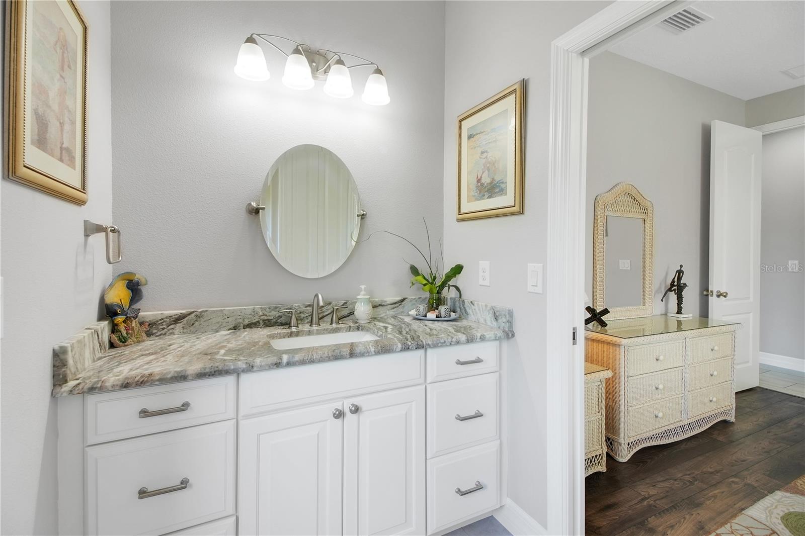 Image 29 of 47 For 4560 Highcrest View