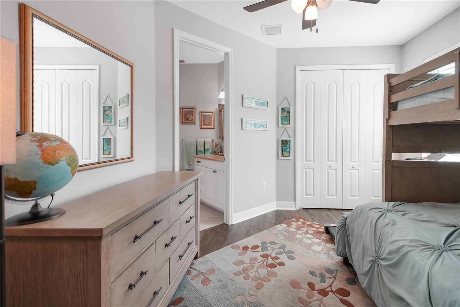 Image 32 of 47 For 4560 Highcrest View