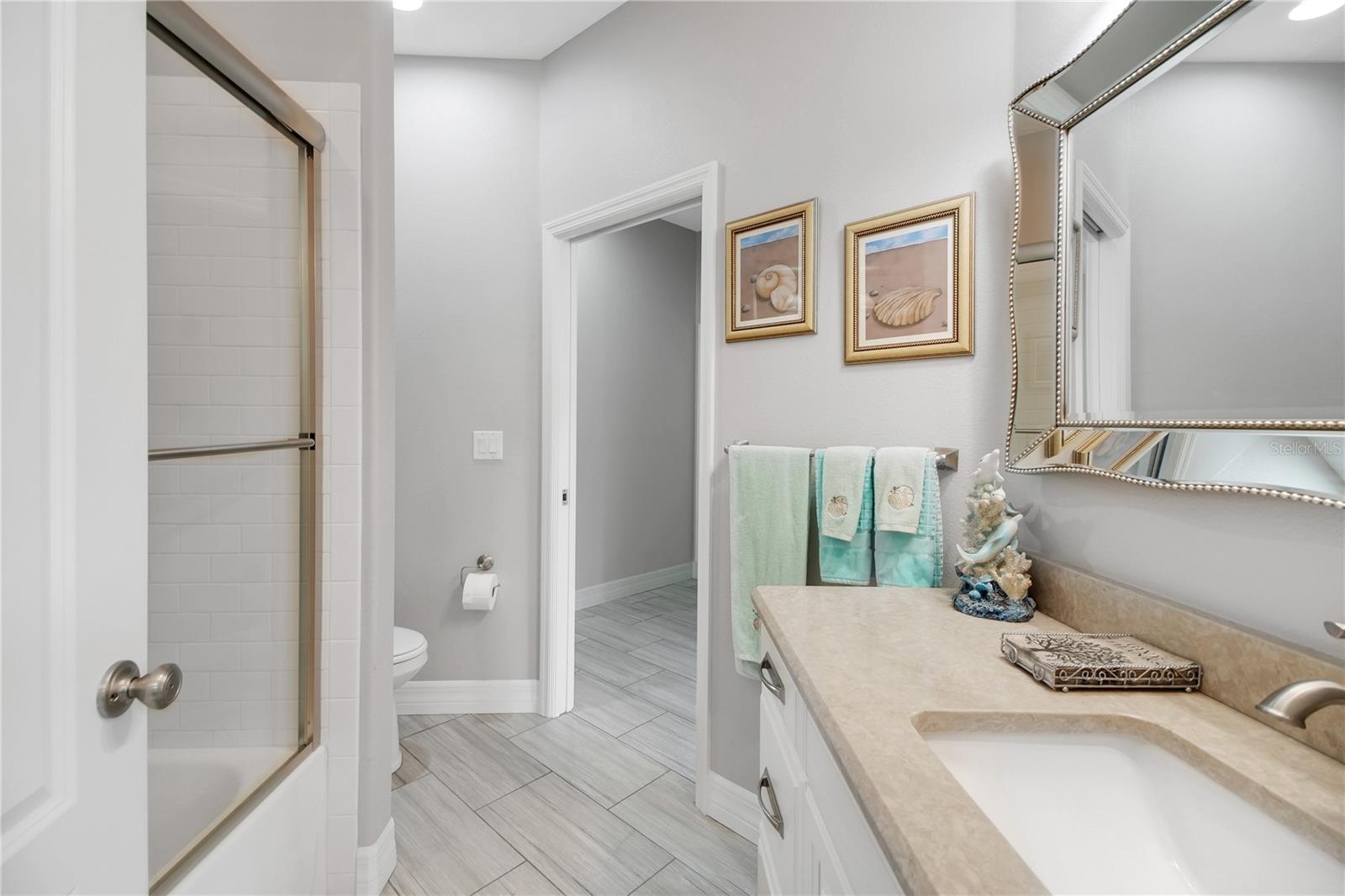 Image 34 of 47 For 4560 Highcrest View