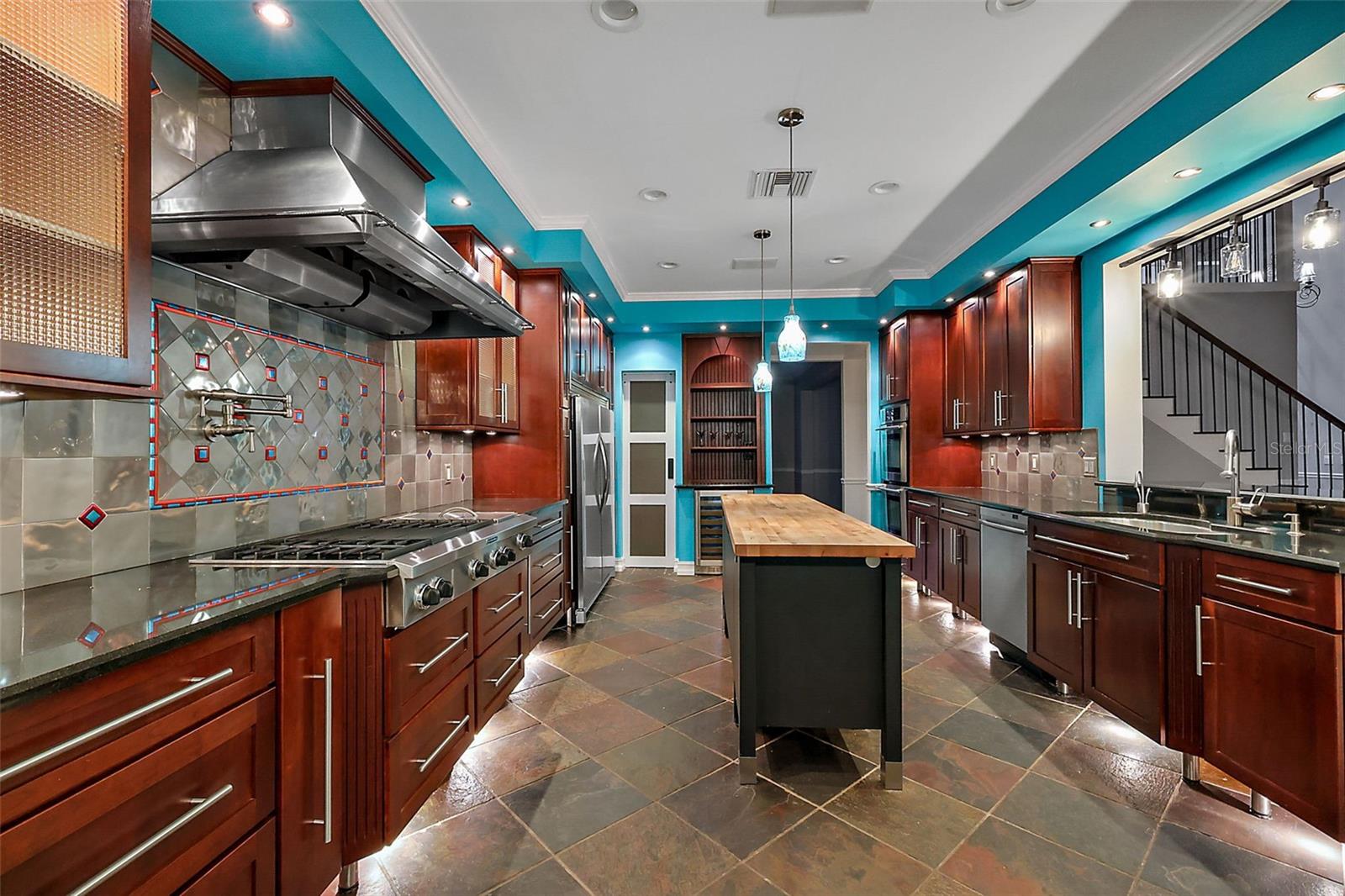 Image 19 of 68 For 28004 Shirley Shores Road