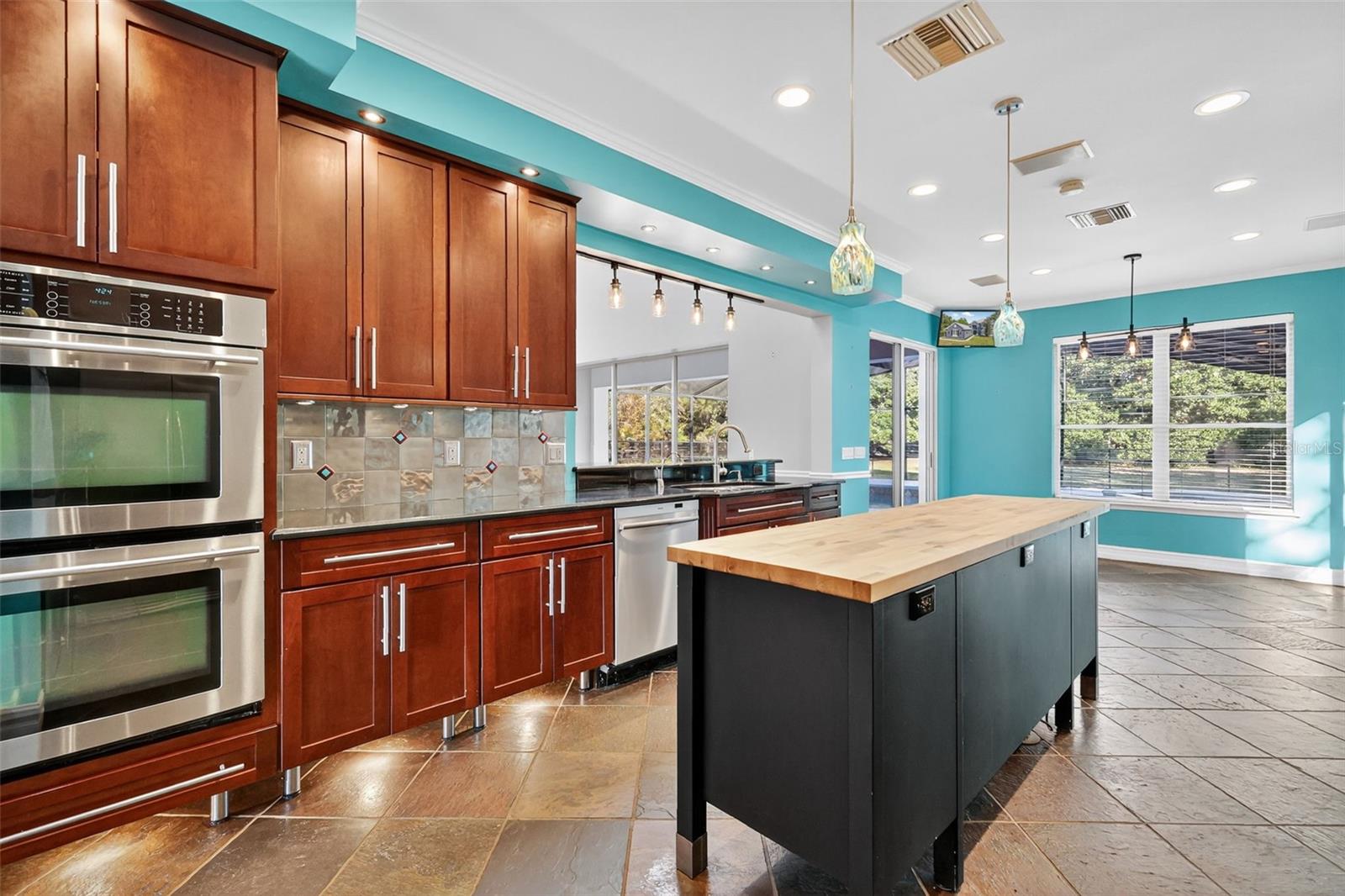 Image 21 of 68 For 28004 Shirley Shores Road