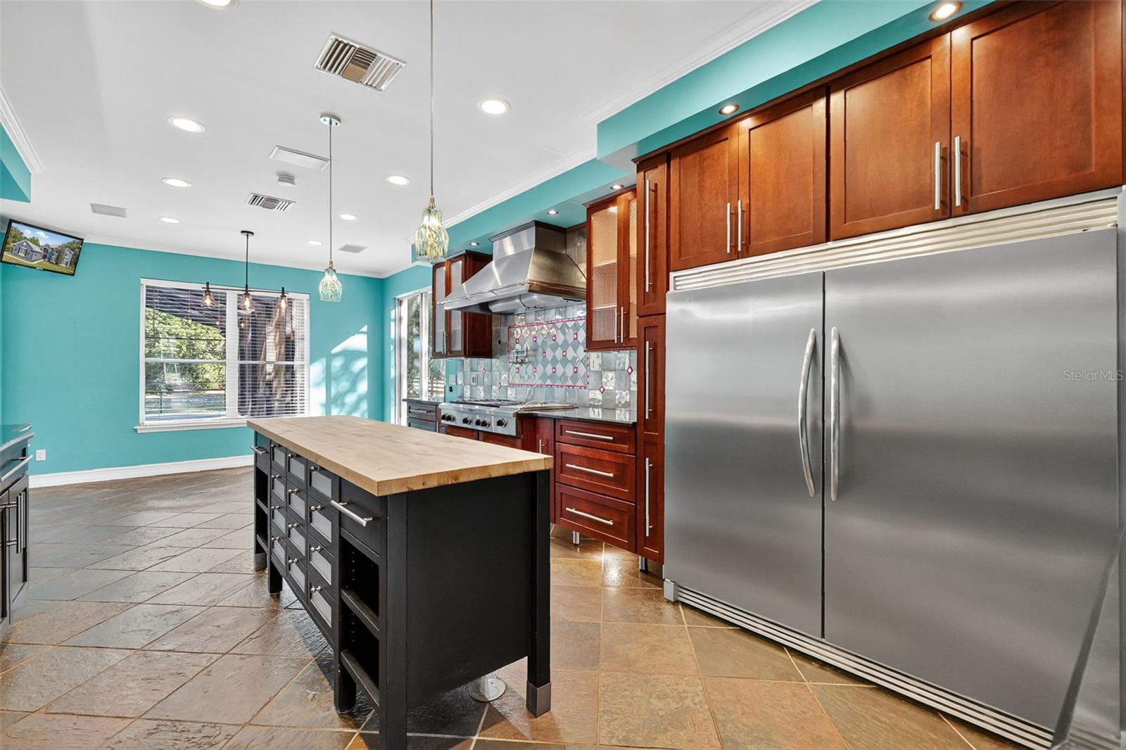 Image 22 of 68 For 28004 Shirley Shores Road