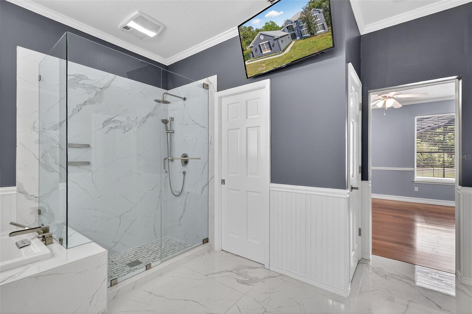 Image 35 of 68 For 28004 Shirley Shores Road