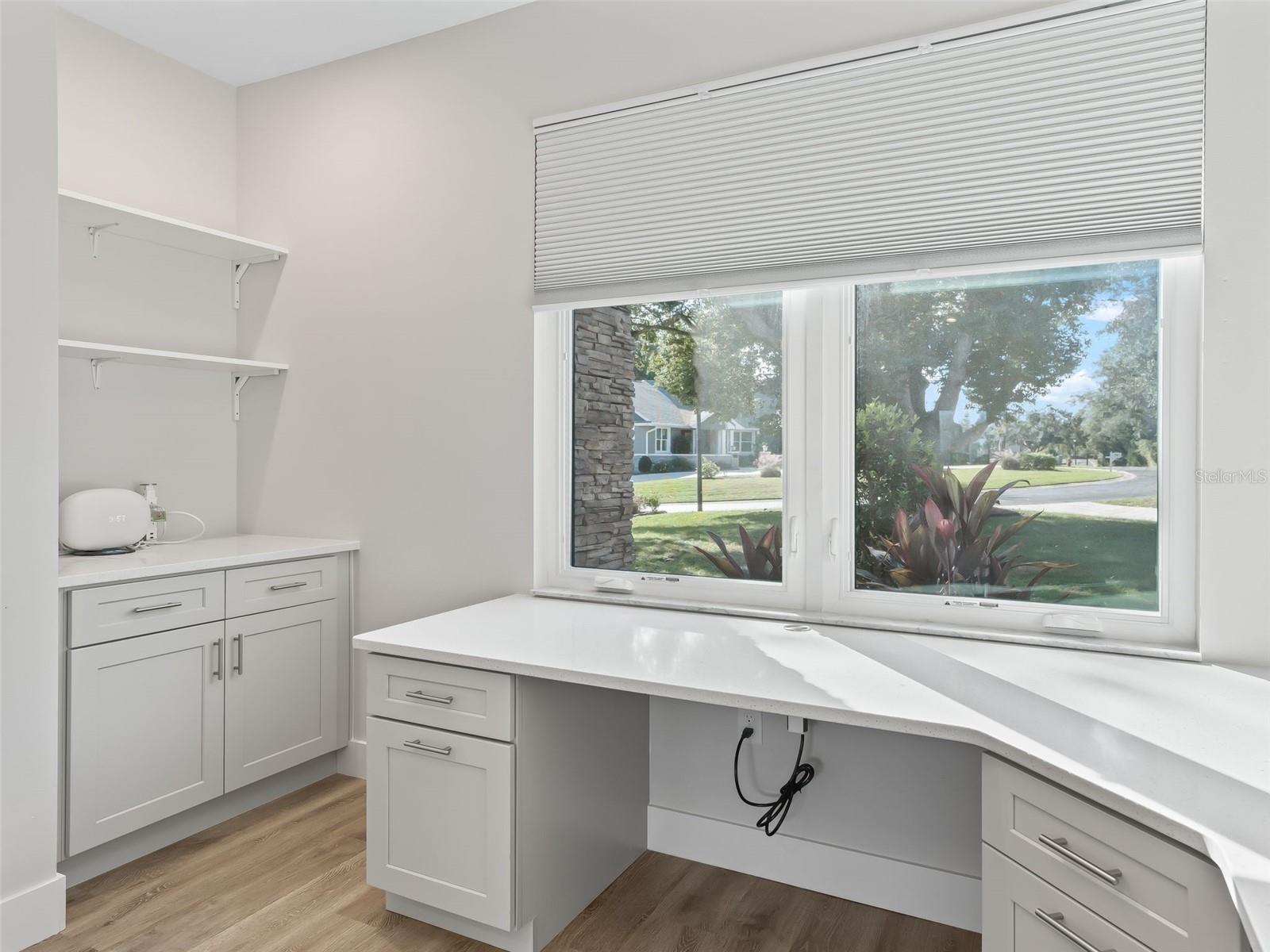 Image 25 of 62 For 562 Dowling Circle