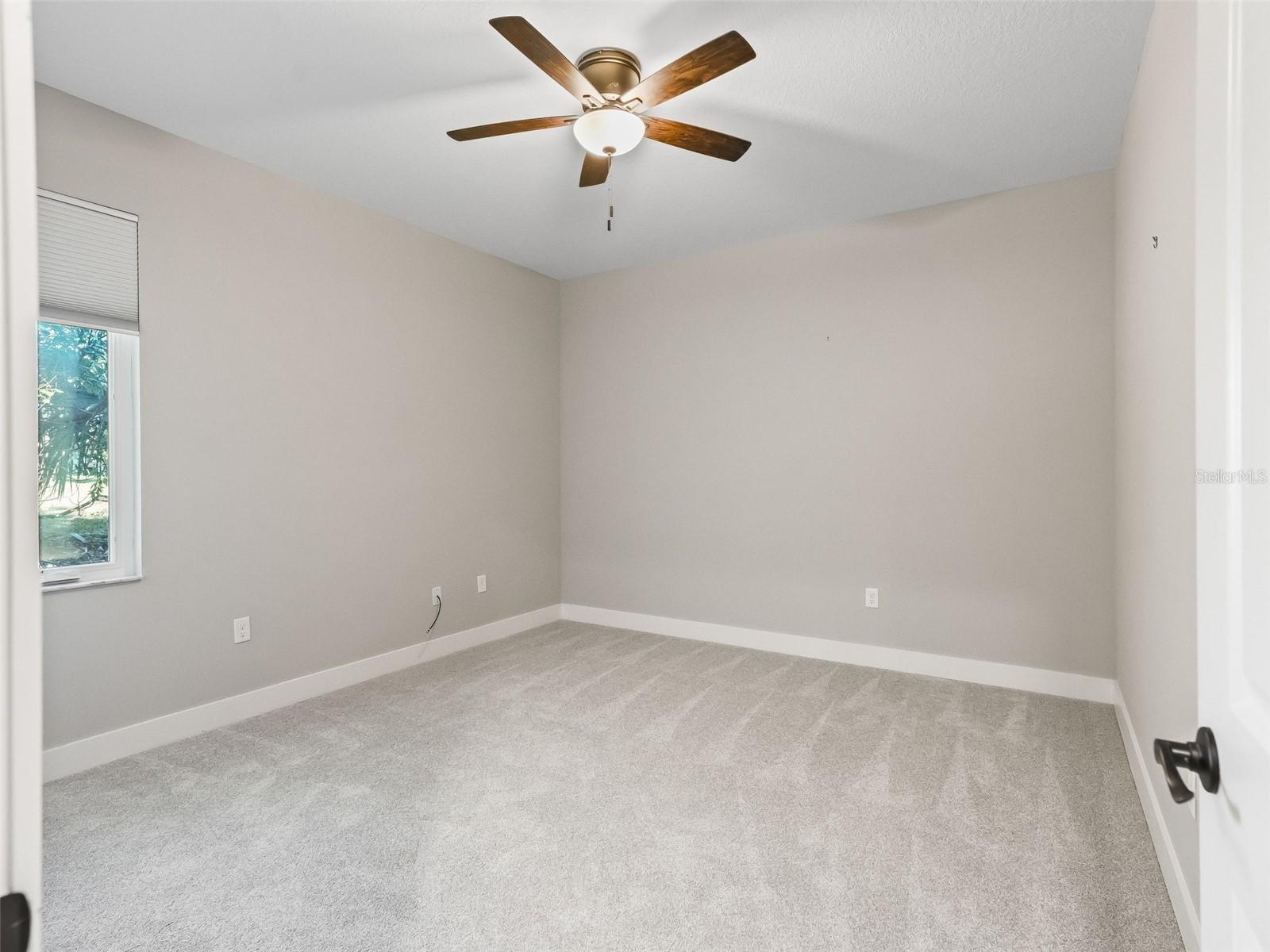 Image 39 of 62 For 562 Dowling Circle