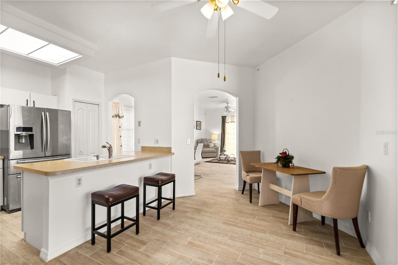 Image 11 of 40 For 4326 Hammersmith Drive