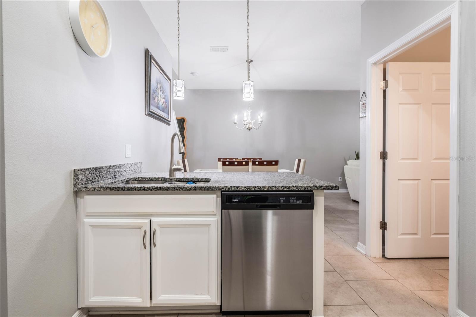 Image 12 of 44 For 17523 Promenade Drive