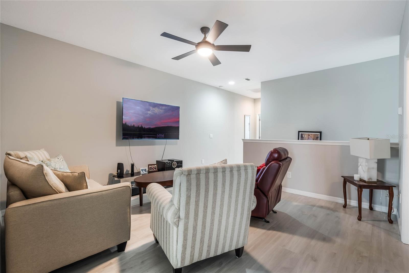 Image 14 of 44 For 17523 Promenade Drive