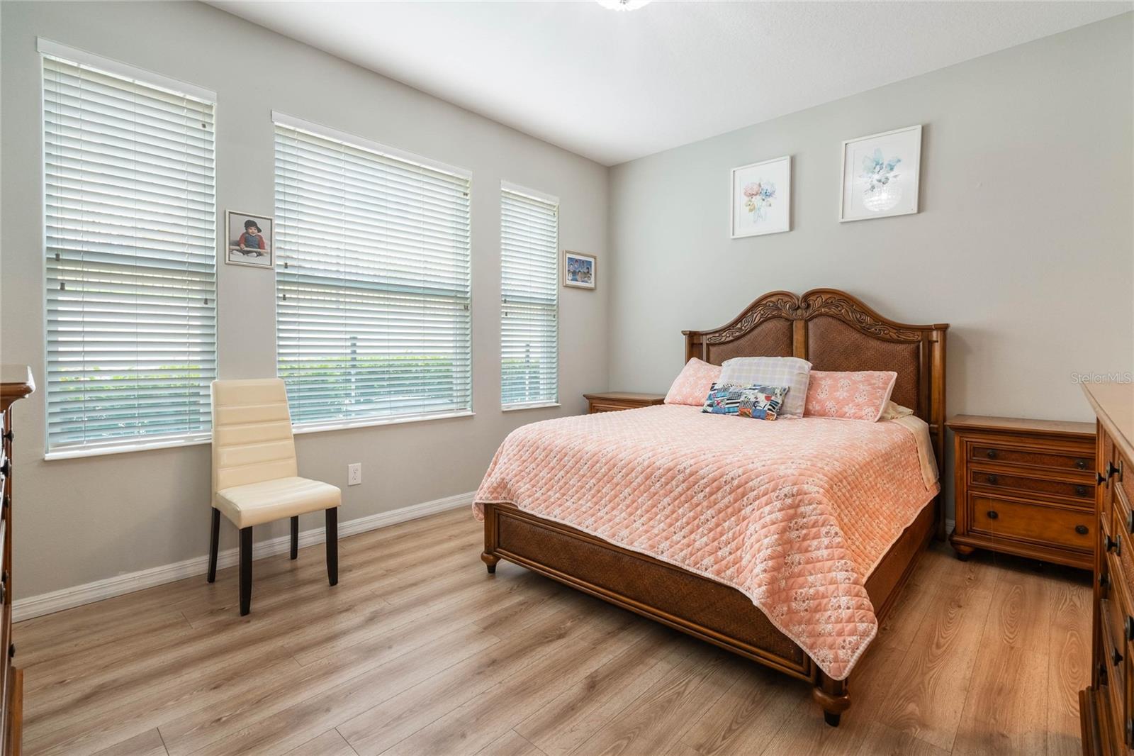 Image 17 of 44 For 17523 Promenade Drive