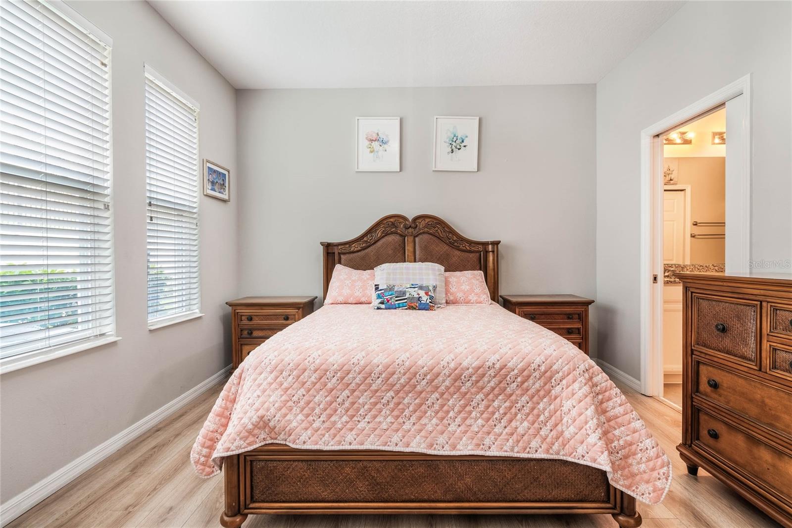 Image 18 of 44 For 17523 Promenade Drive