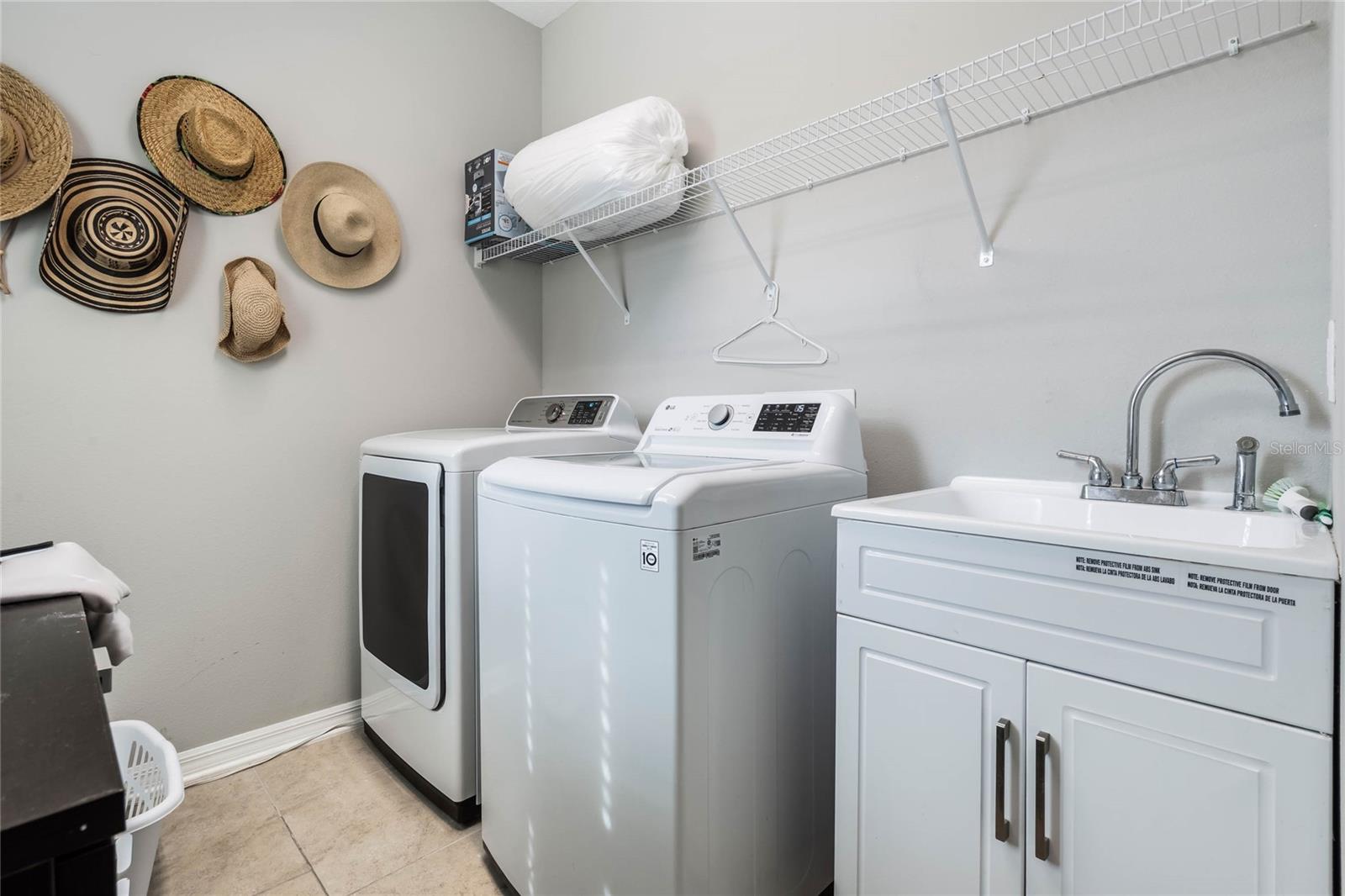 Image 28 of 44 For 17523 Promenade Drive