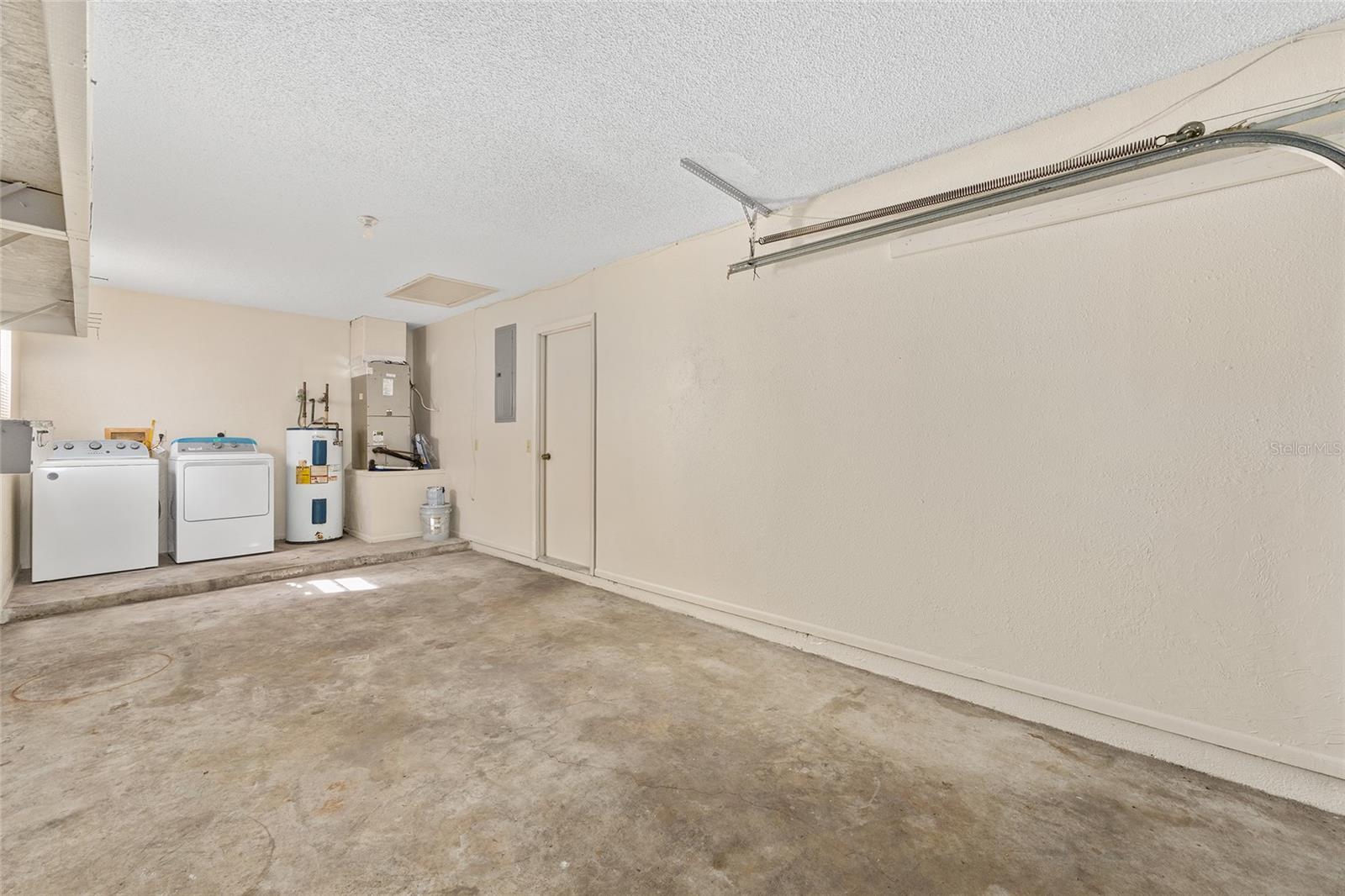 Image 17 of 17 For 21 Spring Loop Circle