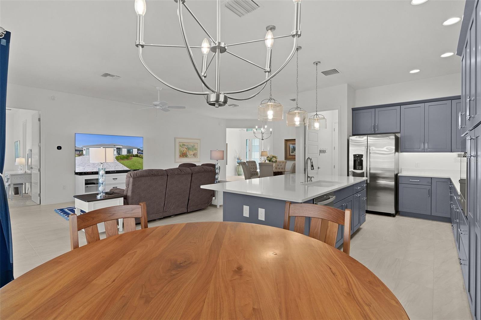 Image 27 of 58 For 772 Shivers Loop