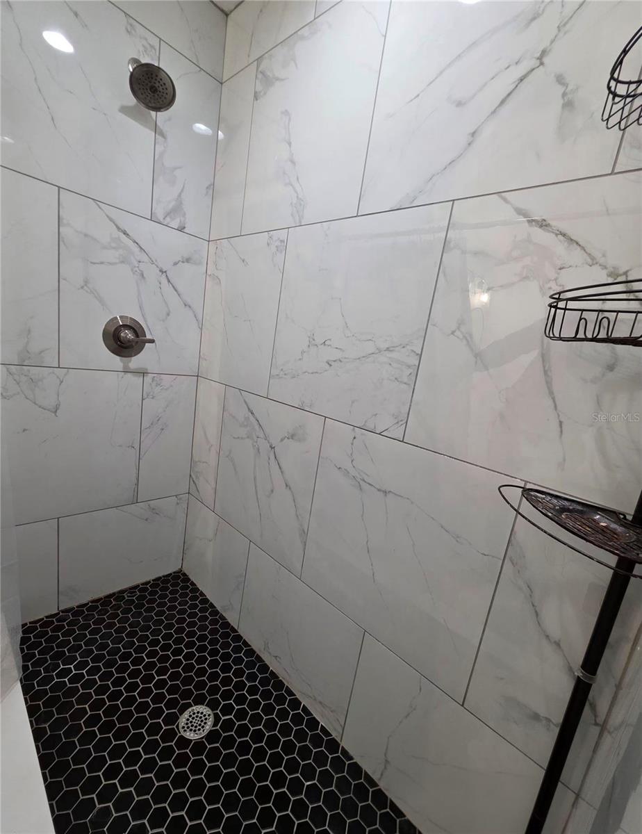 Image 14 of 26 For 5390 8th Place