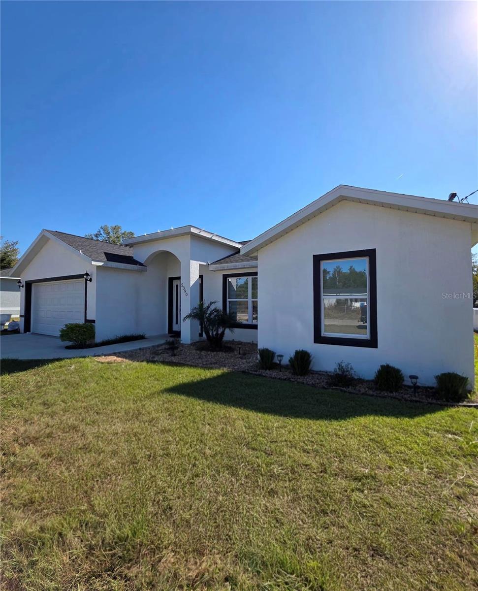 Image 2 of 26 For 5390 8th Place