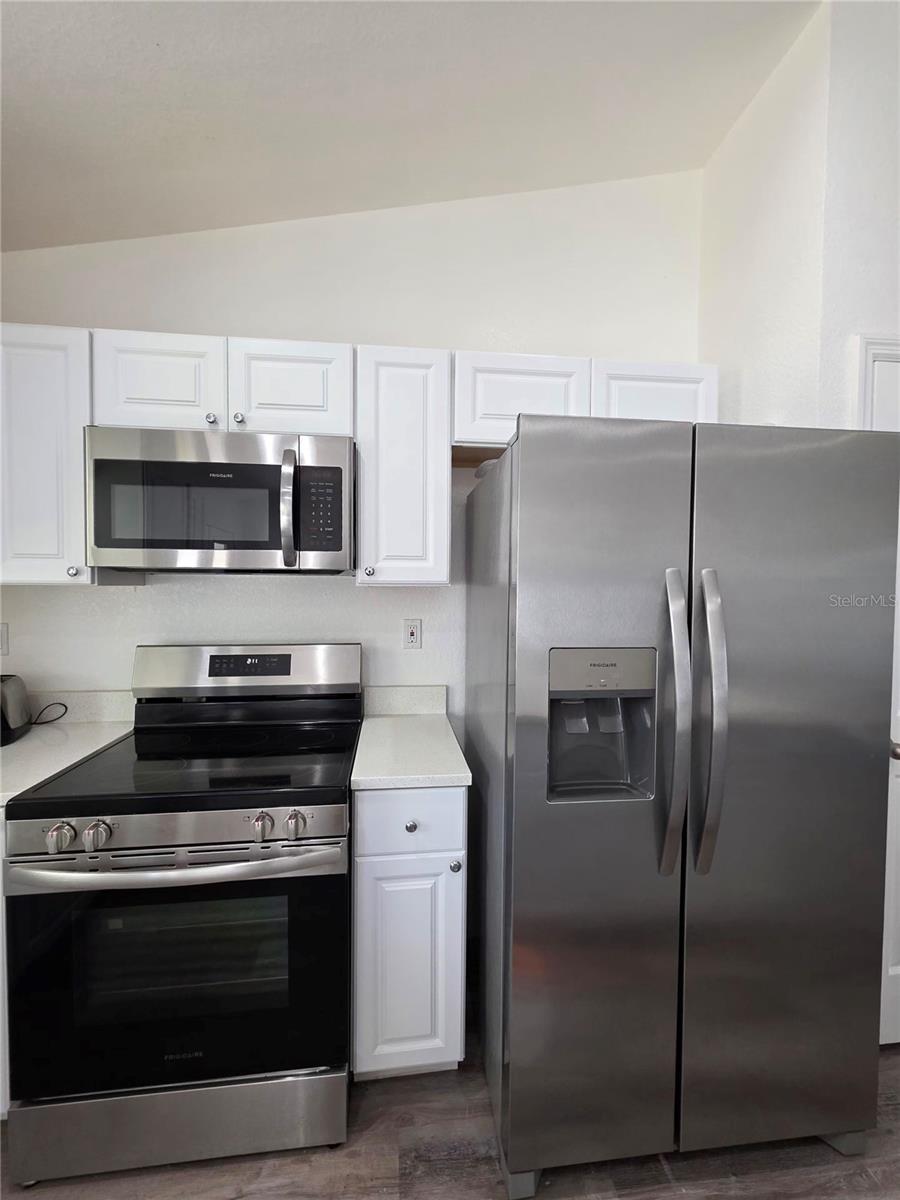 Image 8 of 26 For 5390 8th Place