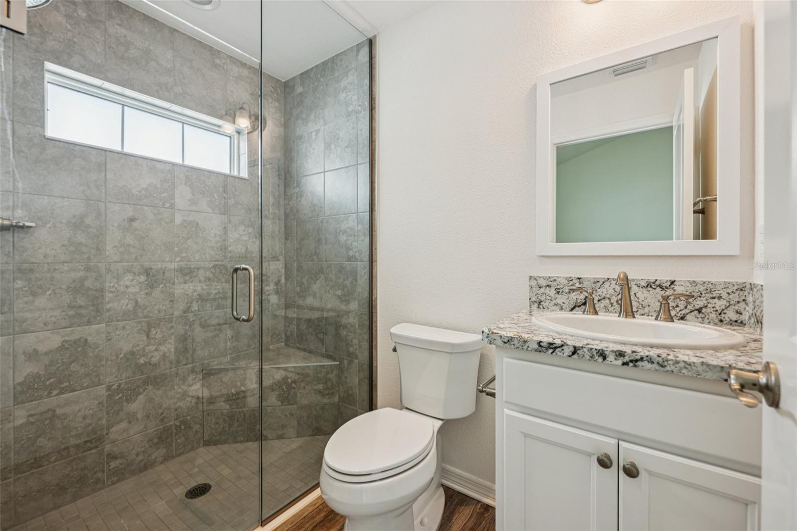 Image 23 of 59 For 2740 Alder Avenue