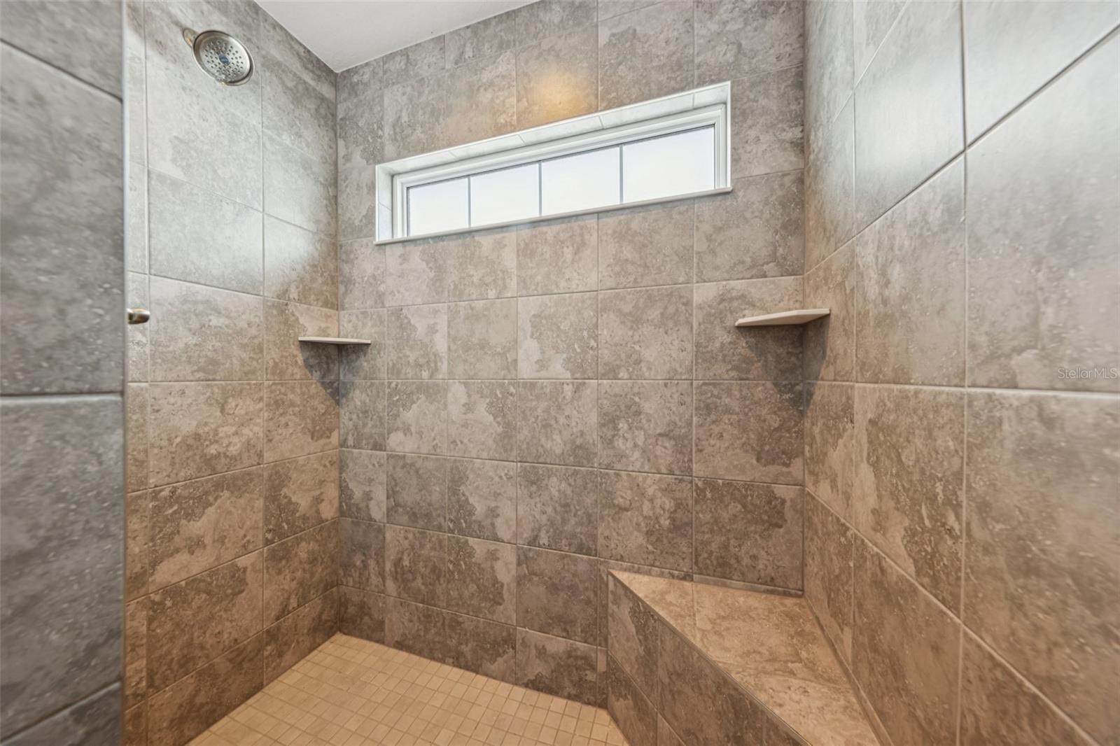 Image 30 of 59 For 2740 Alder Avenue