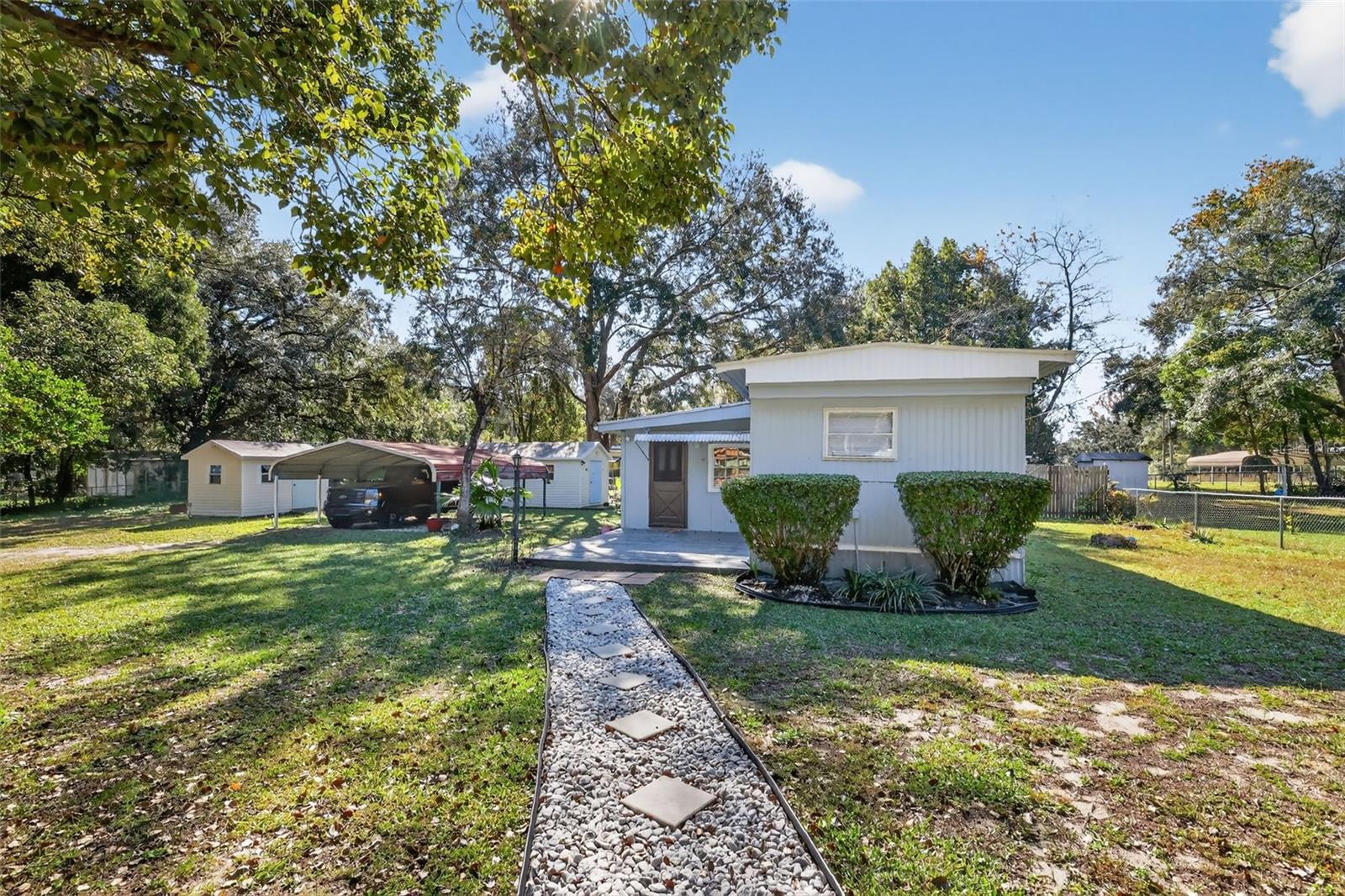 Details for 10438 130th Place, OCKLAWAHA, FL 32179