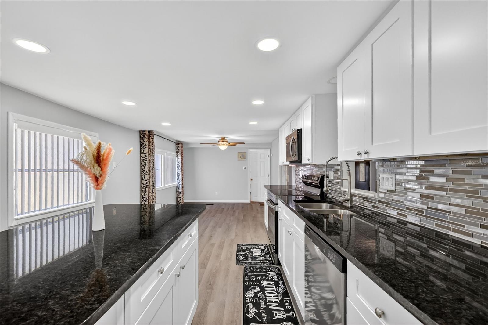 Image 12 of 29 For 10438 130th Place