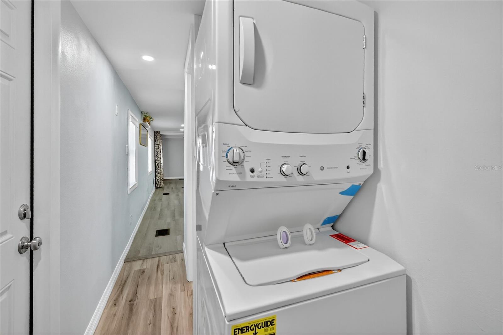 Image 16 of 29 For 10438 130th Place