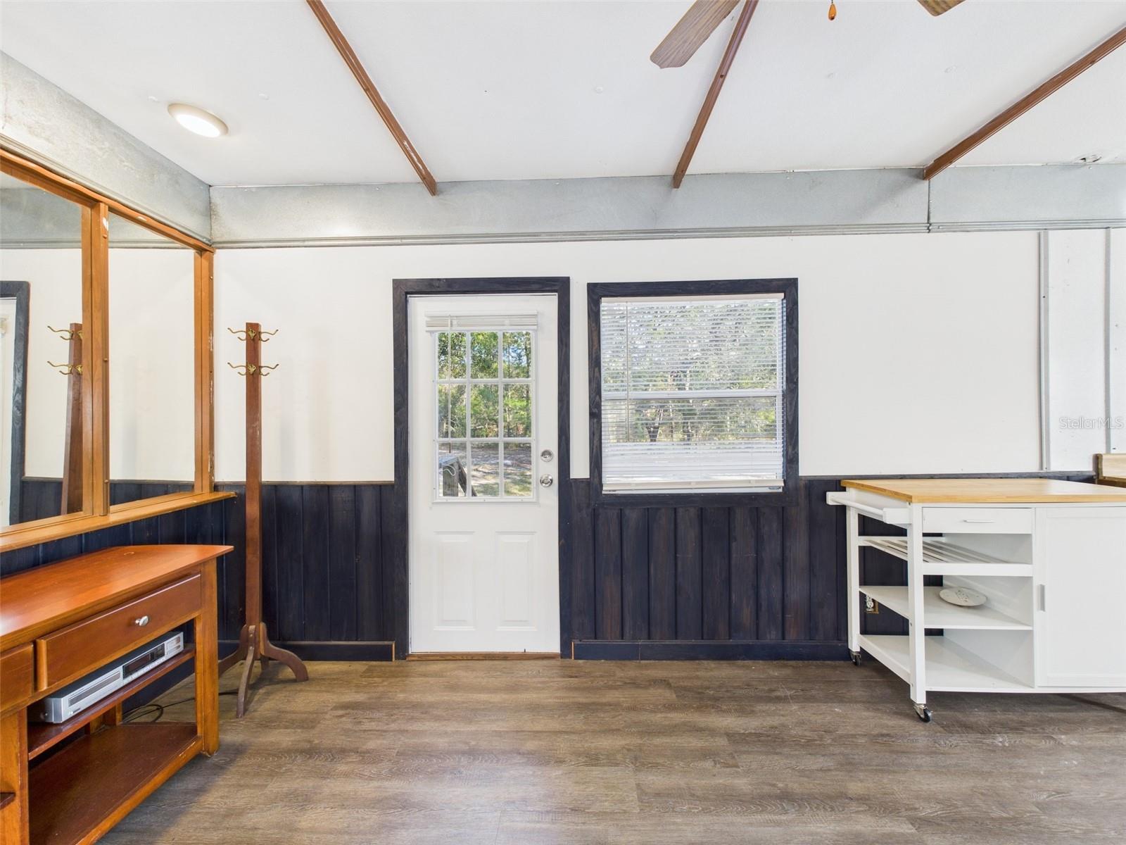 Image 6 of 16 For 9151 196th Avenue