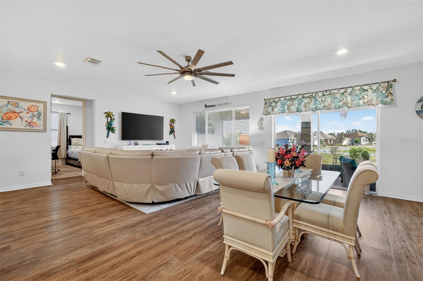 Image 14 of 60 For 8773 103rd Circle