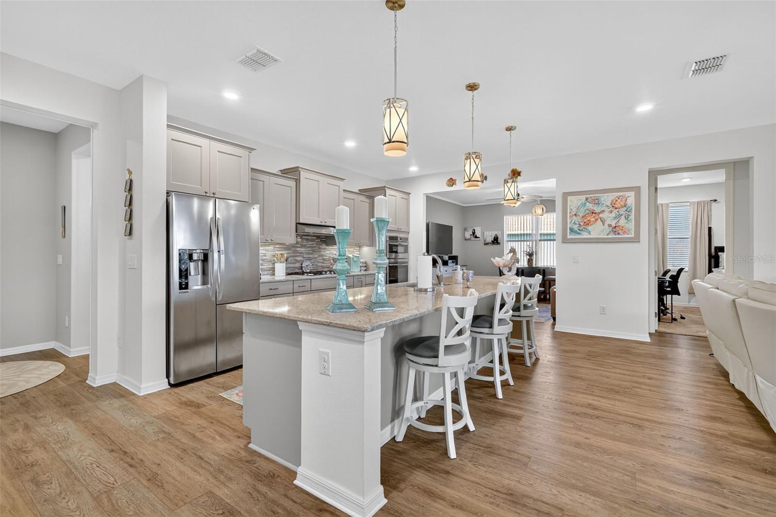 Image 21 of 60 For 8773 103rd Circle