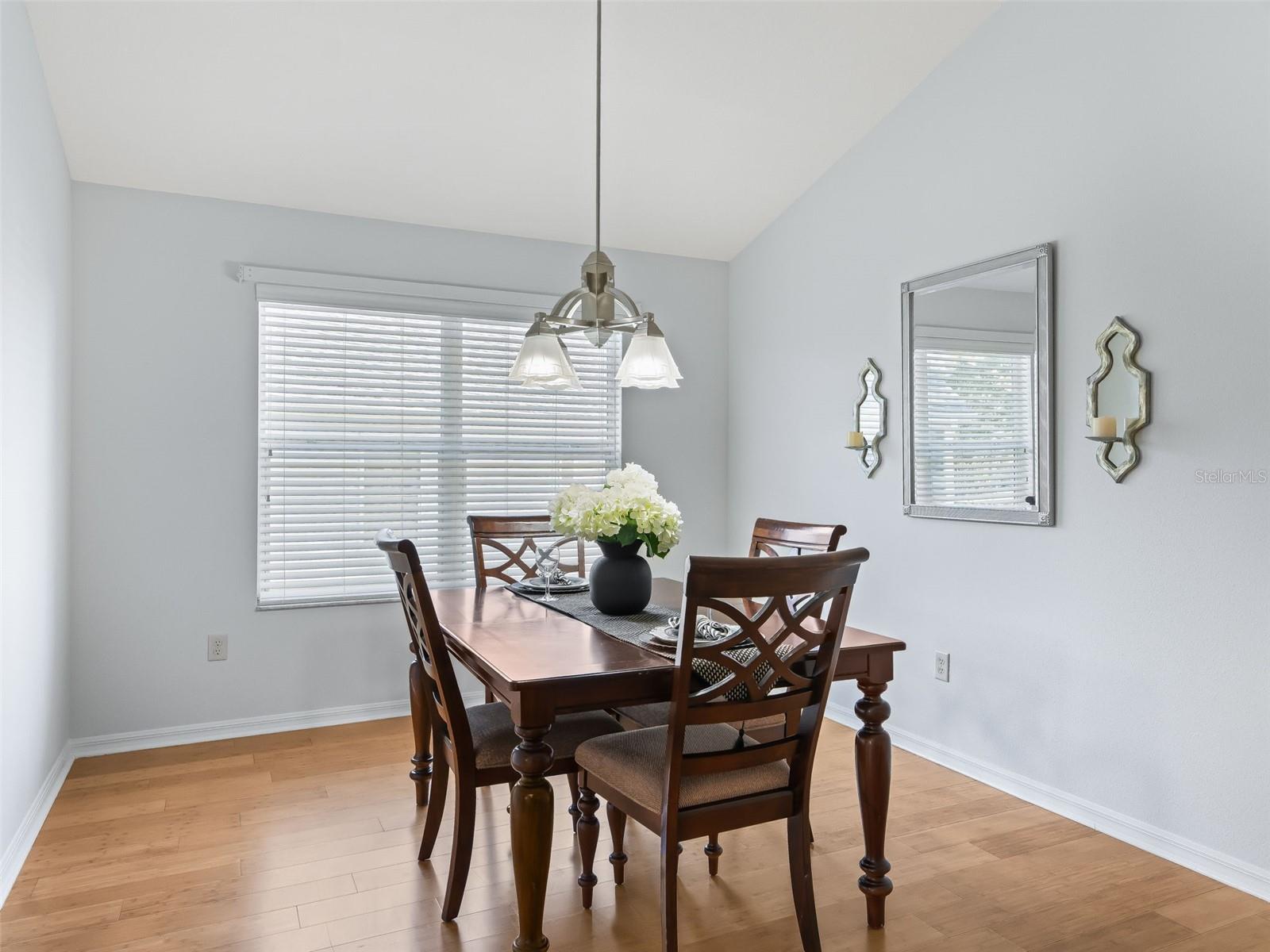 Image 16 of 47 For 17979 89th Rothway Court