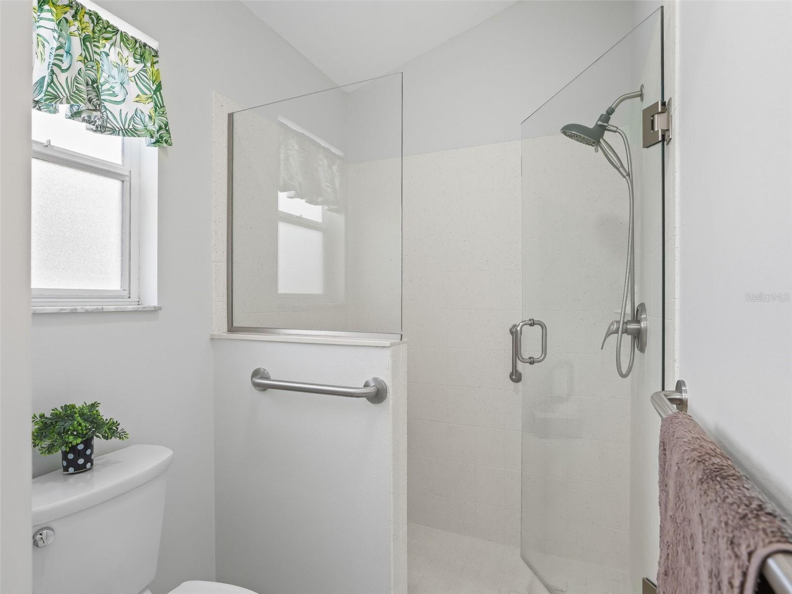 Image 28 of 47 For 17979 89th Rothway Court